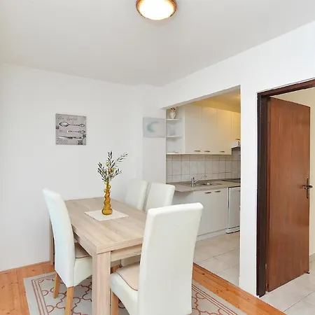 Apartament Fuer 5 Personen Ca 65 Qm In Fazana, Istrien Istrische Riviera *